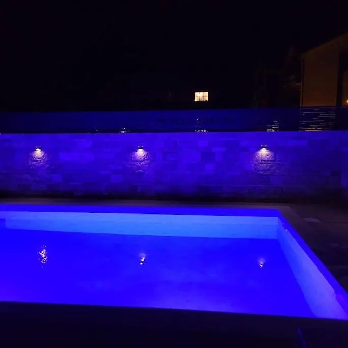 Villa Sara - Pool And Near Beach Nin